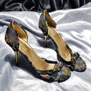 $$$  CHARLOTTE RUSSE black satin strappy heels with floral stitched design SZ 6